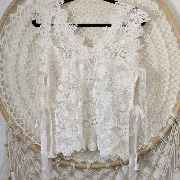 Fairycore Whimsical White Lace Sleeveless Sheer Top O/S - Picture 1 of 13